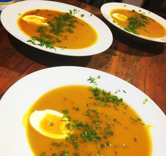 Receita de Sopa de Abóbora com Gengibre e Leite de Coco