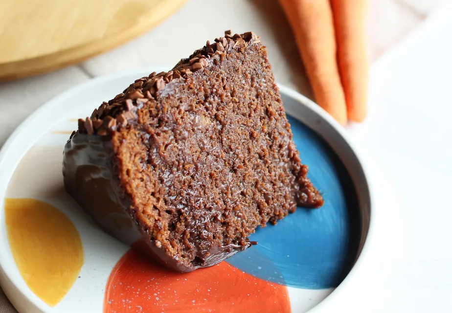 Receita de Bolo de Chocolate com Ganache de Café